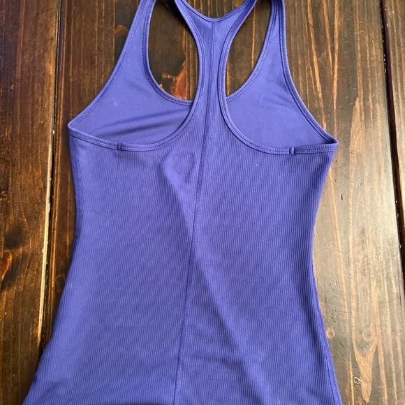 Nike dry fit racer tank - Picture 2 of 3